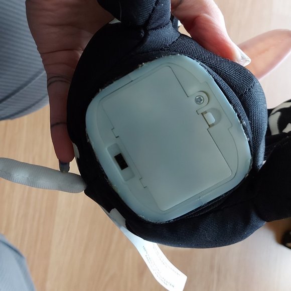 Skeleton Dog & Bag Halloween Sound Making Animals - Picture 4 of 5